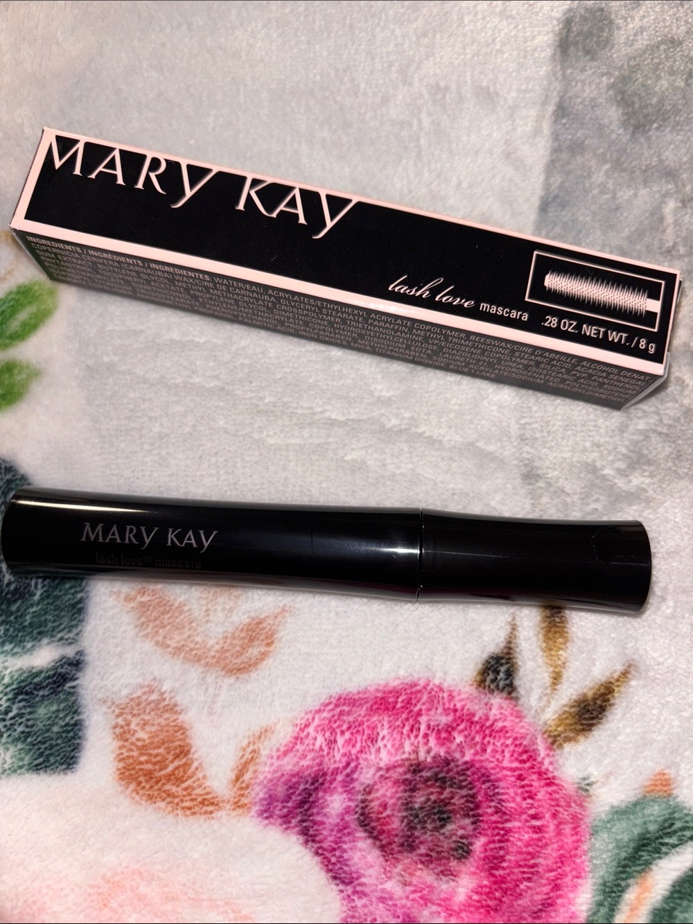 Mary Kay Lash Love Mascara — Black